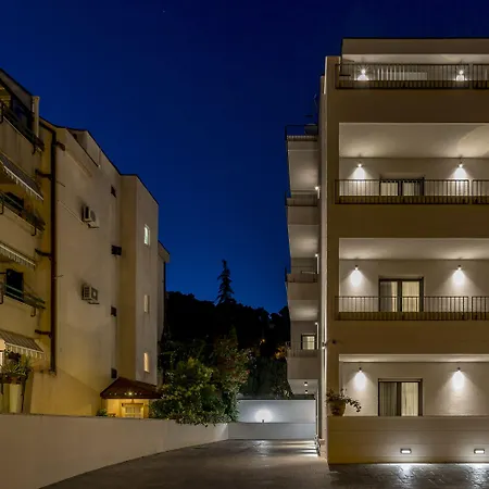 בית הארחה 2nightstudios 4*