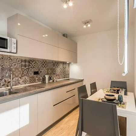 2nightstudios Gasthof Split