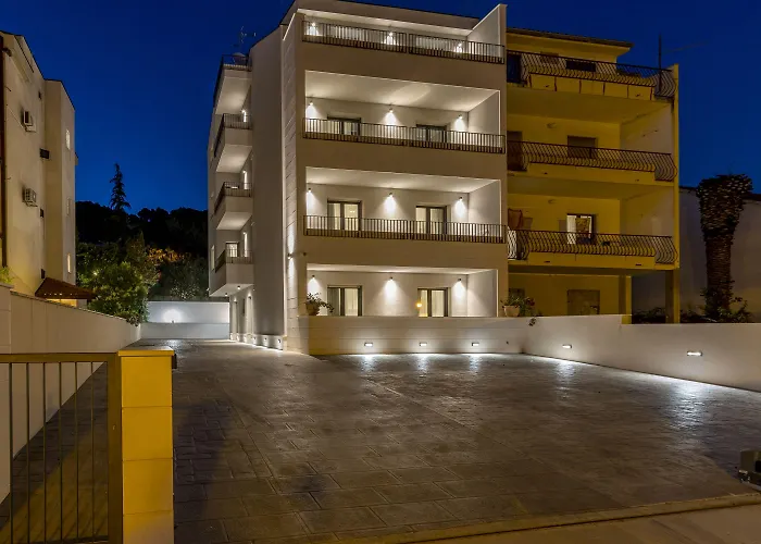 2nightstudios 4* ספליט