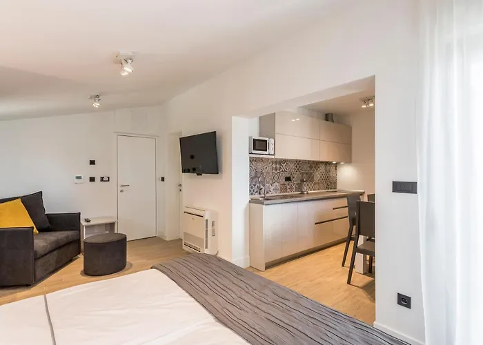 בית הארחה 2nightstudios 4*