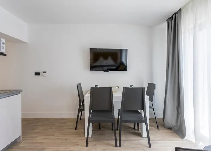 2nightstudios ספליט