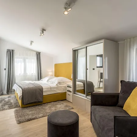 Pensión 2nightstudios