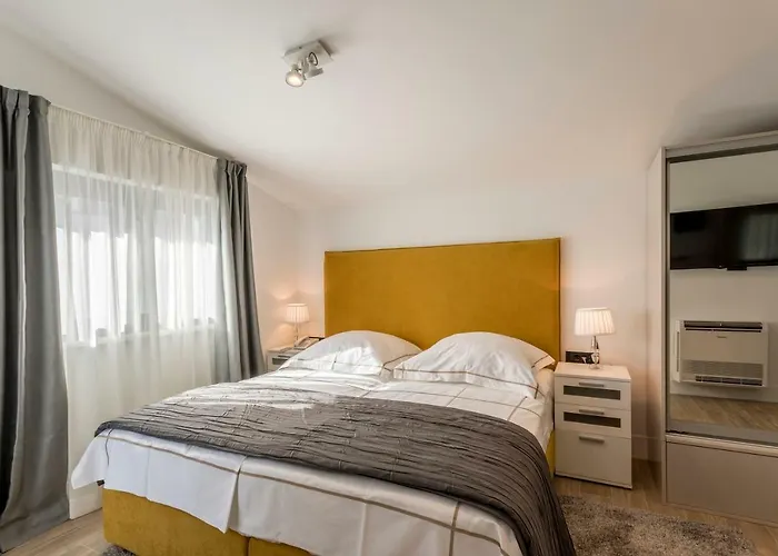 2nightstudios Gæstehus 4*