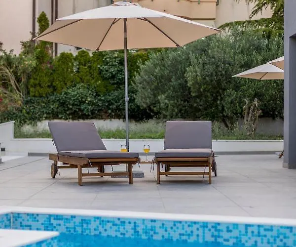 Pensionat 2nightstudios Split