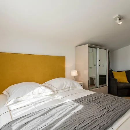 2nightstudios 4*