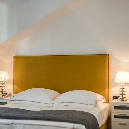 Casa de hóspedes 2nightstudios 4*
